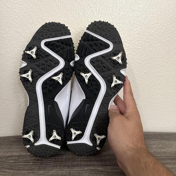 Women’s Nike Leather Golf Spike Shoe White Black Swoosh Size 8.5W 628534-101 - Picture 7 of 8